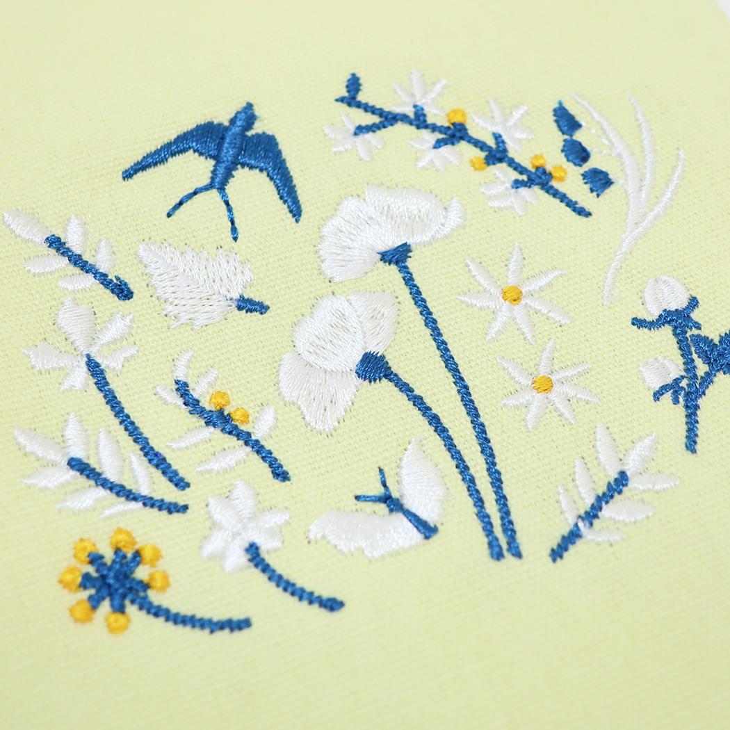 annas アンナス 文庫本カバー 刺繍ブックカバー ツバメ 学研ステイフル 文庫本サイズ 読書 おしゃれ おしゃれ グッズ メール便可 シネマコレクション