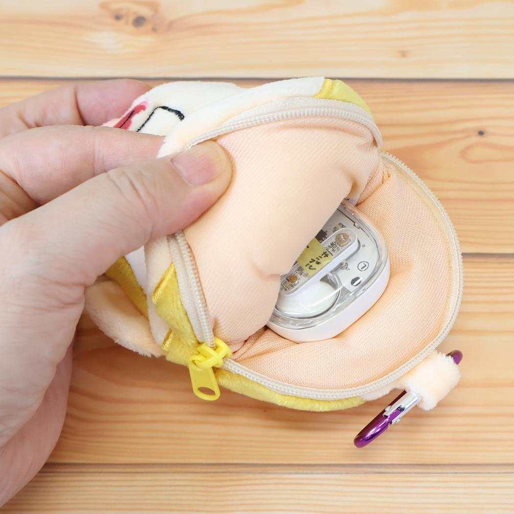 クレヨンしんちゃん ミニポーチ カラビナ付きぬいぐるみファスナーマスコット マカオ