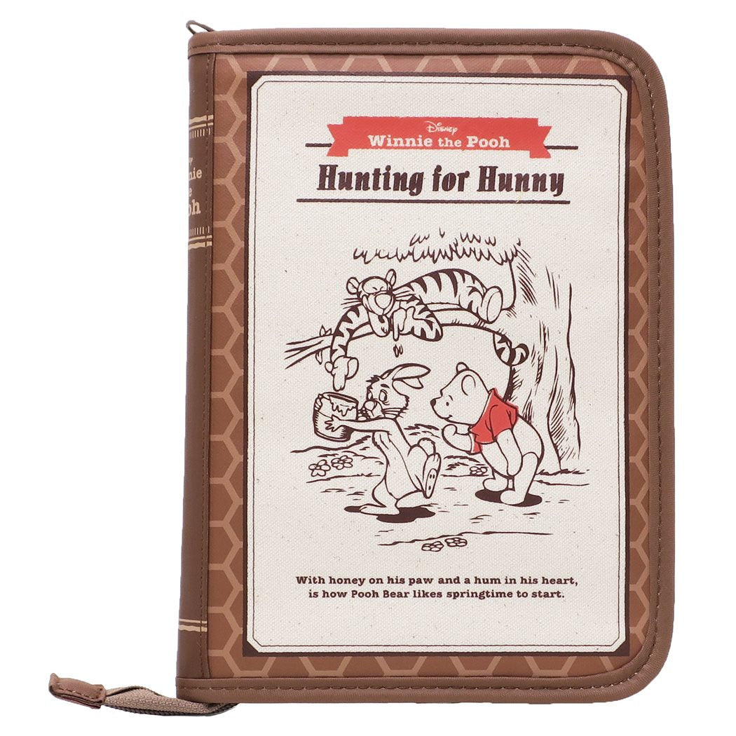 母子手帳ケース くまのプーさん 片面ジャバラマルチケース クーザ ブック型 グッズ 22.5×16×2.5cm ママ雑貨 キャラクター プレ