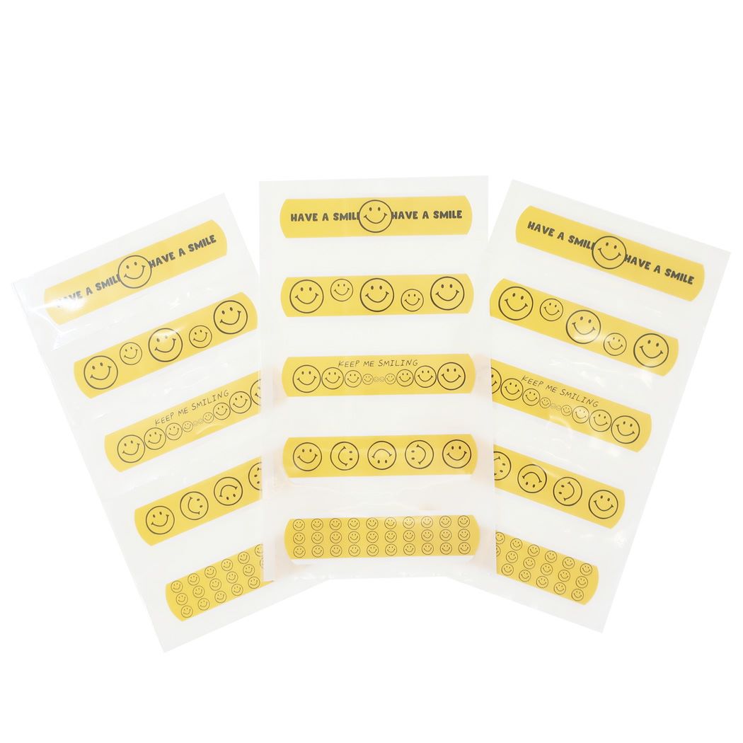 スマイリー ばんそうこう BANDAGE 絆創膏 S 2 SMILE ASST Smiley Face キャラクター プレゼント