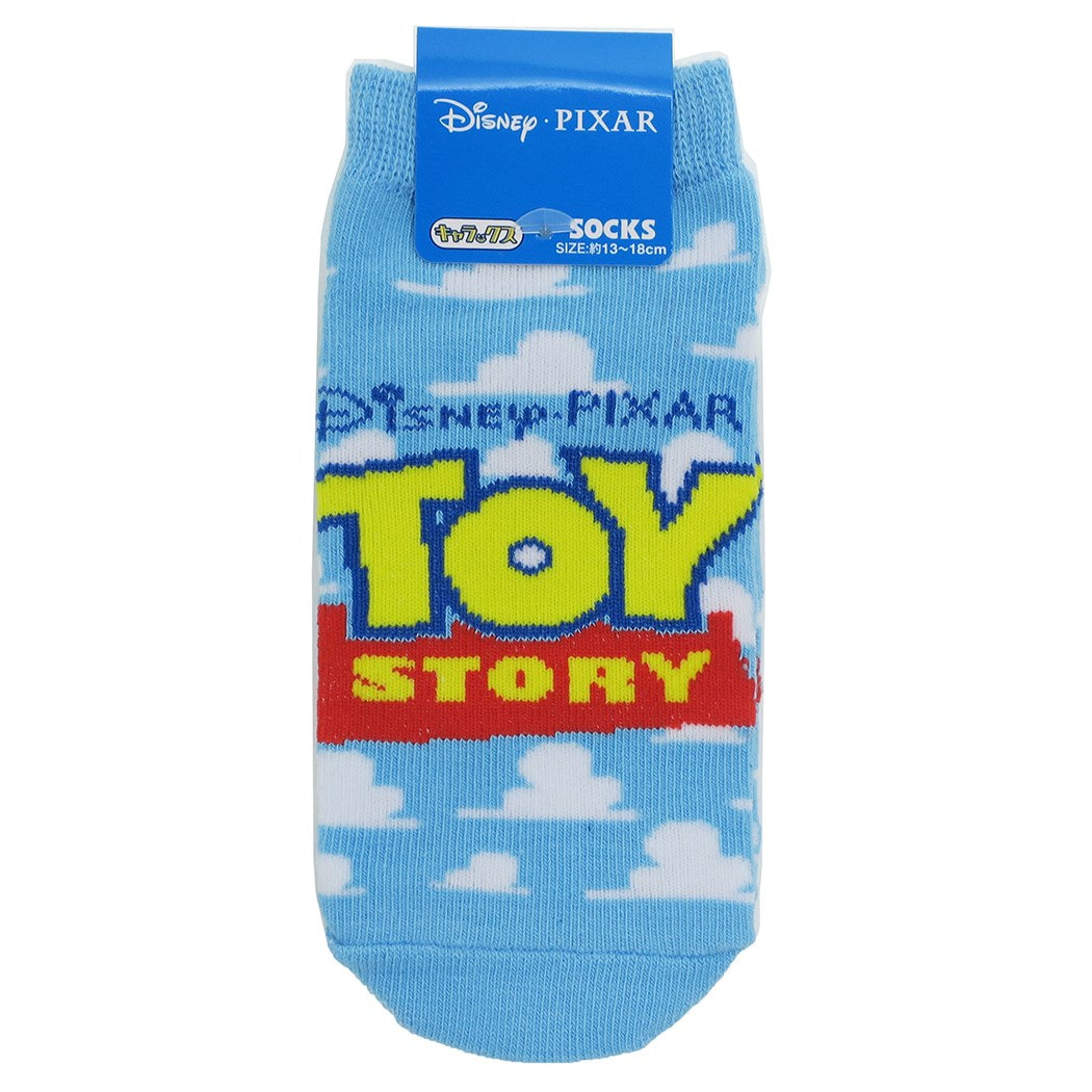 トイストーリー キッズソックス 雲とロゴ グッズ 子供用靴下 キャラクター ディズニー スモールプラネット 13~ プレゼント 男の子