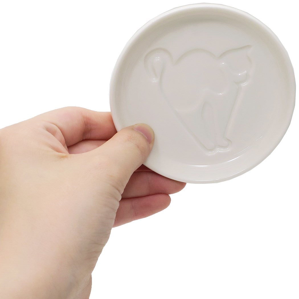 磁器製 醤油皿 小皿 ネコ 寝起き アルタ 直径9cm プチギフト おもしろ雑貨 メール便可