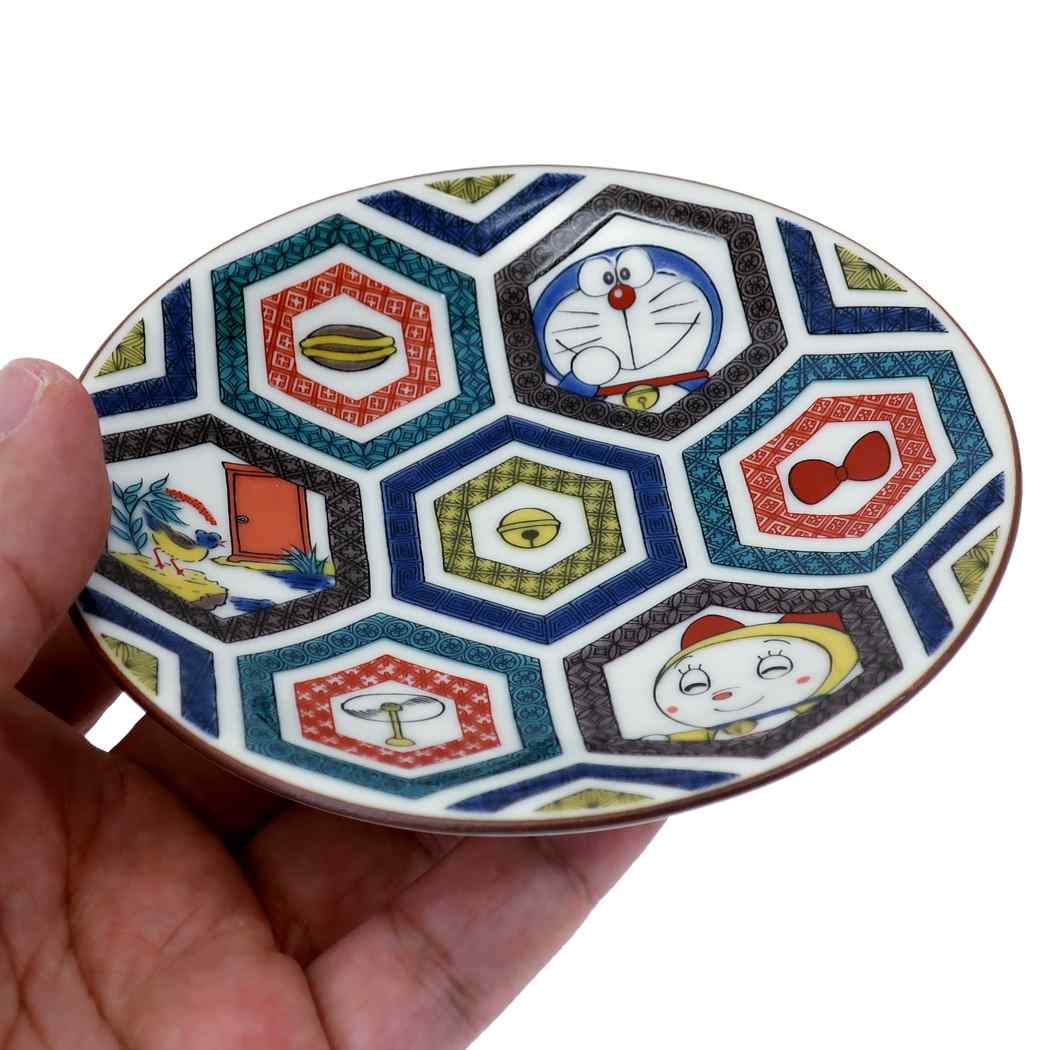 九谷焼 時代画風 小皿 ドラえもん 古久谷風/亀甲 金正陶器 和食器 ギフト 雑貨 通販