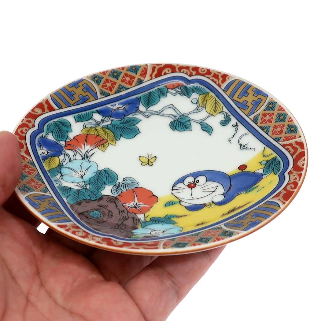 九谷焼 時代画風 小皿 ドラえもん 庄三風/彩色金欄手 金正陶器 和食器 ギフト 雑貨 通販
