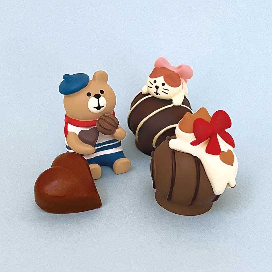 子猫とボンボンショコラ マスコット Bpnjour chocolat concombre スイート ビター デコレ ミニチュア オブジェ ディスプレイ 置物