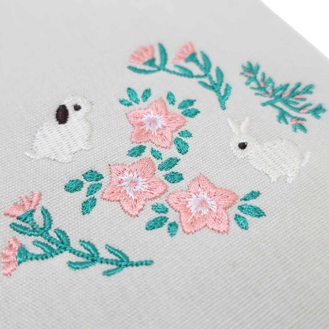 annas アンナス 文庫本カバー 刺繍ブックカバー ウサギ 学研ステイフル 文庫本サイズ 読書 おしゃれ おしゃれ グッズ メール便可 シネマコレクション
