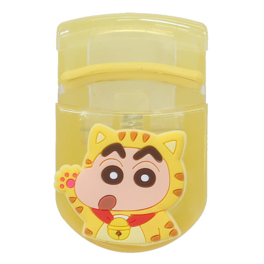 マスコット付きアイラッシュカーラー コスメ雑貨 クレヨンしんちゃん イエロー アイプランニング メイク用品 化粧 アイメイク アニメ