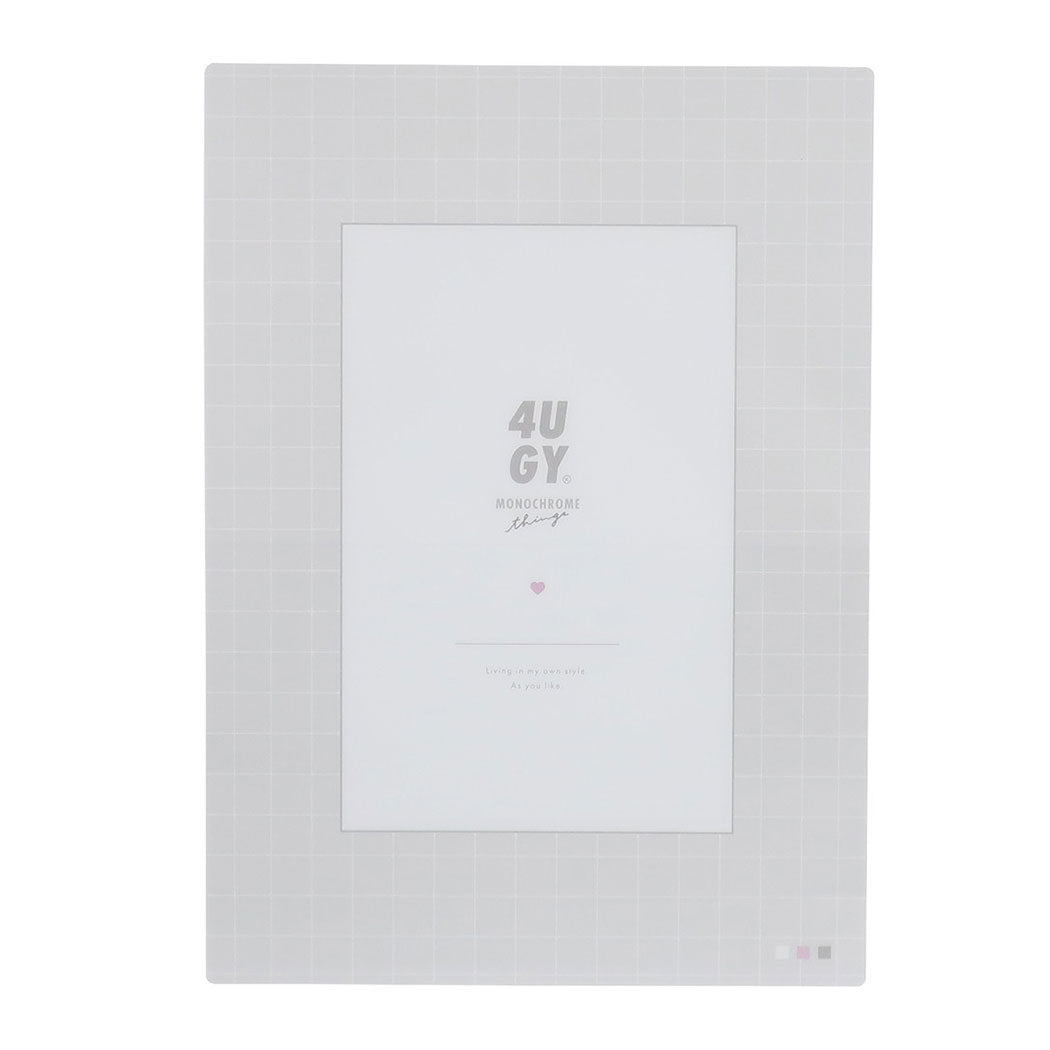 GRY.co デスクパッド 下敷き MONOCHROME THINGS カミオジャパン 新学期準備文具 小学生 中学生 高校生 かわいい 女の子向け メール便可