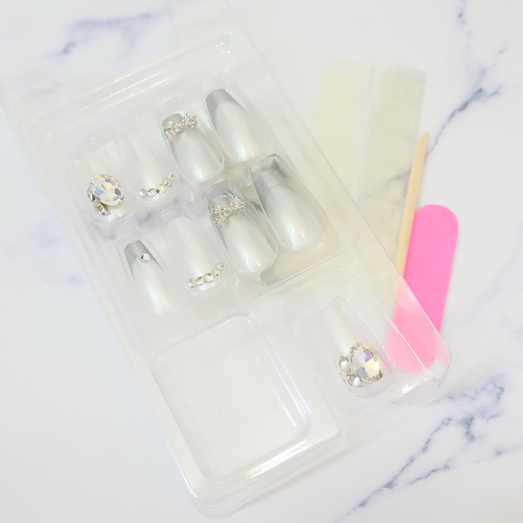 ネイルチップロングスクエアタイプ コスメ雑貨 PEARL WHITE カミオジャパン ネイルアート 付け爪 おしゃれ メール便可
