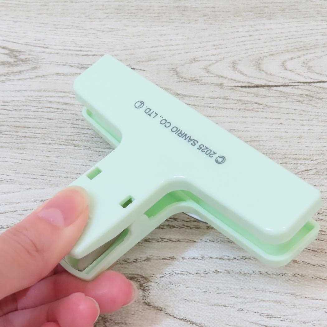 キャラクタービッグクリップ クリップ ポチャッコ サンリオ カミオジャパン 文具 事務用品