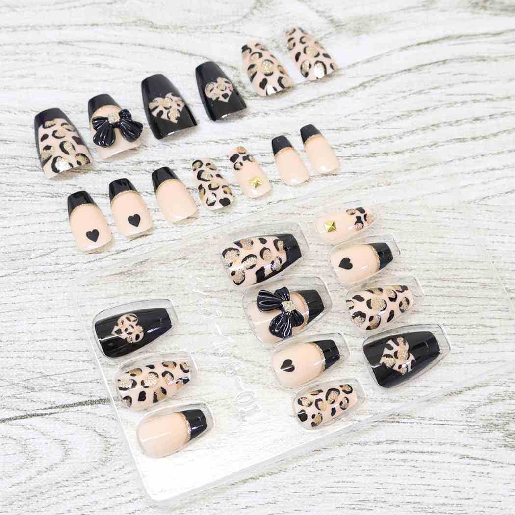 ネイルチップ コスメ雑貨 GYARU mee BLACK LEOPA カミオジャパン ネイルアート 付け爪 かわいい メール便可