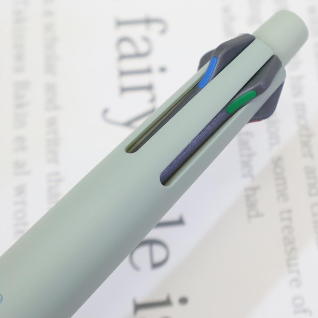 シナモロール シャープペン＆黒赤青緑4色ボールペン ジェットストリーム Lite touch ink 4＆1 0.5mm サンリオ カミオジャパン 新学期準備文具 三菱鉛筆 リフィル交換可能 キャラクター グッズ メール便可 シネマコレクション
