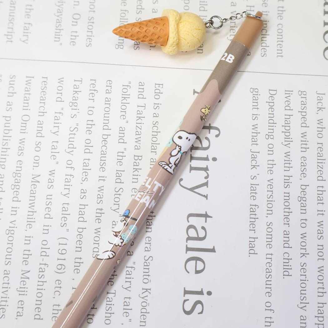 スヌーピー えんぴつ アイスチャーム付き鉛筆2B MELTY ICE CREAMタテ ピーナッツ カミオジャパン 新学期準備文具 キャラクター グッズ メール便可 シネマコレクション