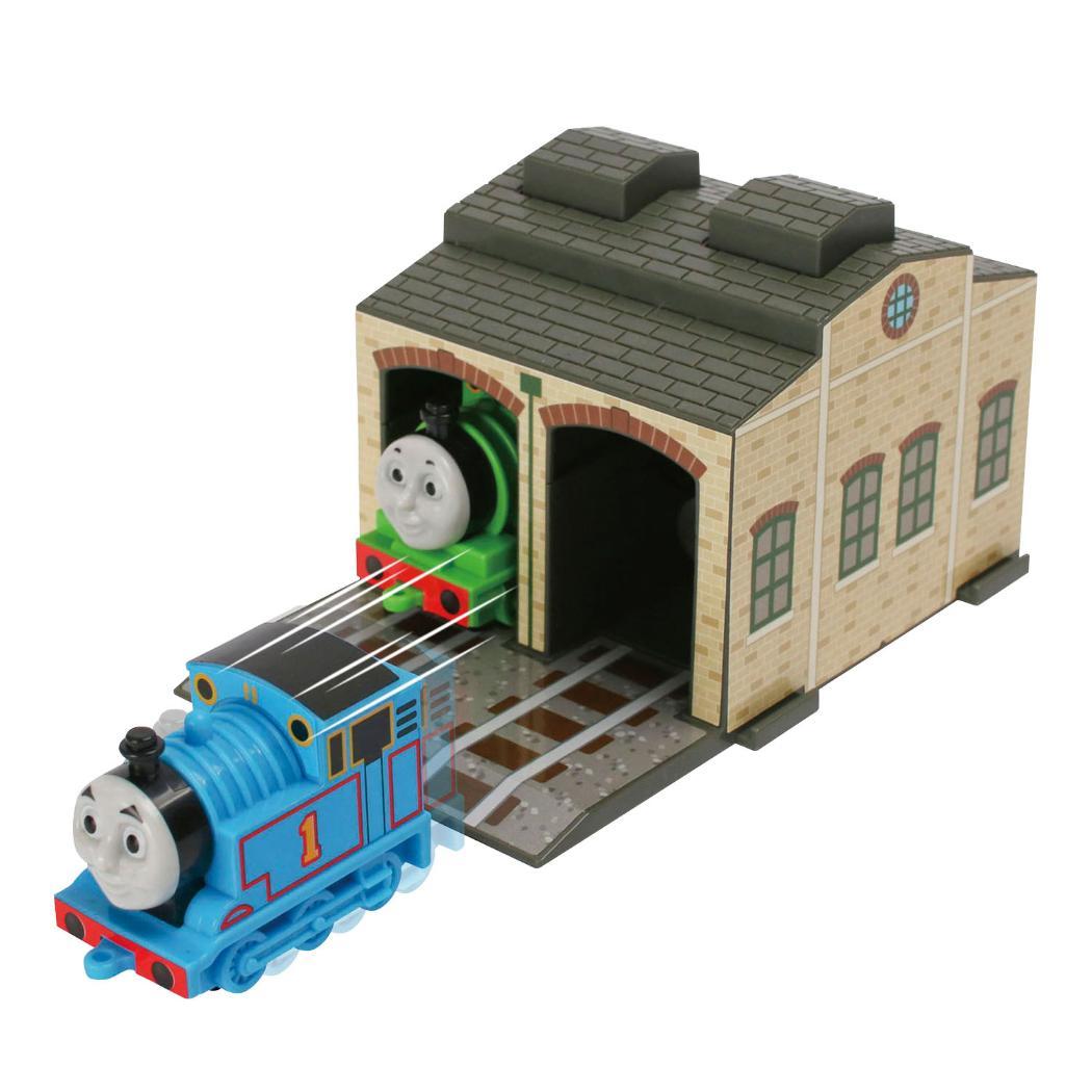 きかんしゃトーマス おもちゃ トーマス＆パーシー機関庫よ-いドン！ マルカ株式会社 玩具 キャラクター グッズ シネマコレクション