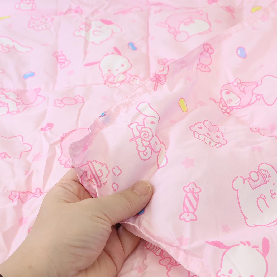サンリオキャラクターズ ひざ掛け毛布 ポーチ付きブランケット たのしいメリーゴーランド Sanrio
