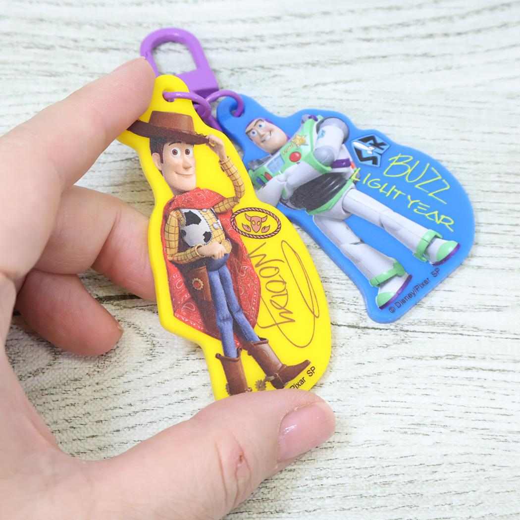 トイストーリー5 キーリング カラーアクリルキーホルダー ウッディ＆バズ ディズニー スモールプラネット