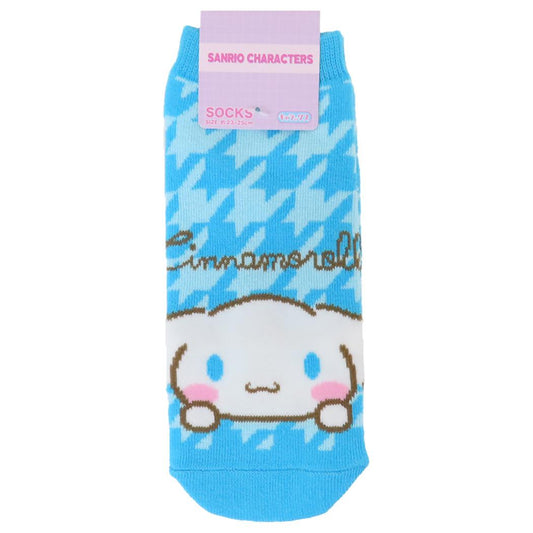 シナモロール 女性用靴下 キャラックス レディースソックス フェイス＆ロゴ サンリオ スモールプラネット 大人向け キャラクター グッズ メール便可 シネマコレクション