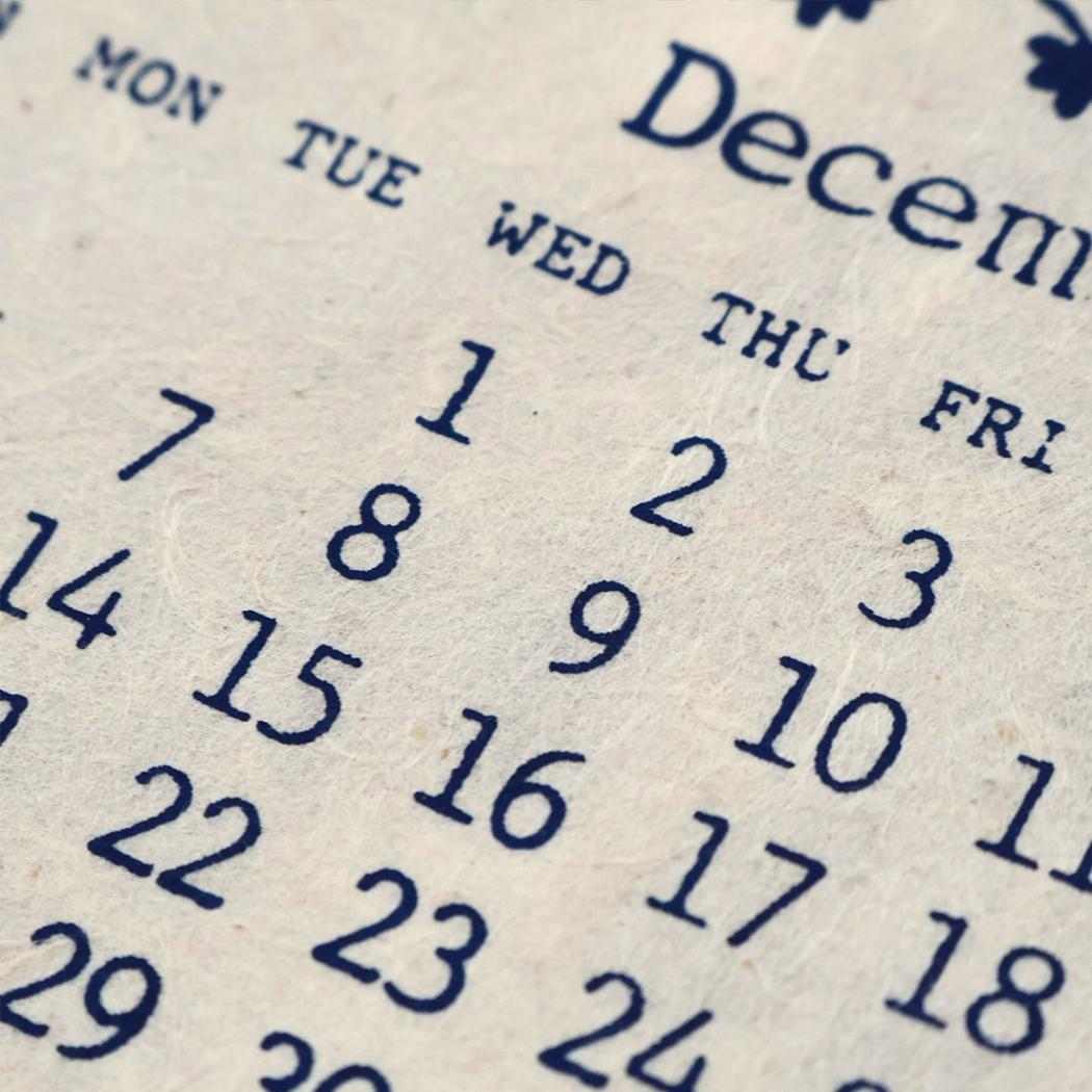 2027Calendar カレンダーS 東欧刺繍 壁掛けカレンダー2027年 令和9年暦 トモコーポレーション