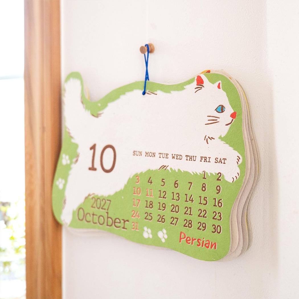 2027Calendar シェイプカレンダー フライングキャット 壁掛けカレンダー2027年 令和9年暦 トモコーポレーション