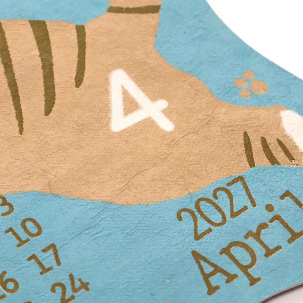 2027Calendar シェイプカレンダー フライングキャット 壁掛けカレンダー2027年 令和9年暦 トモコーポレーション