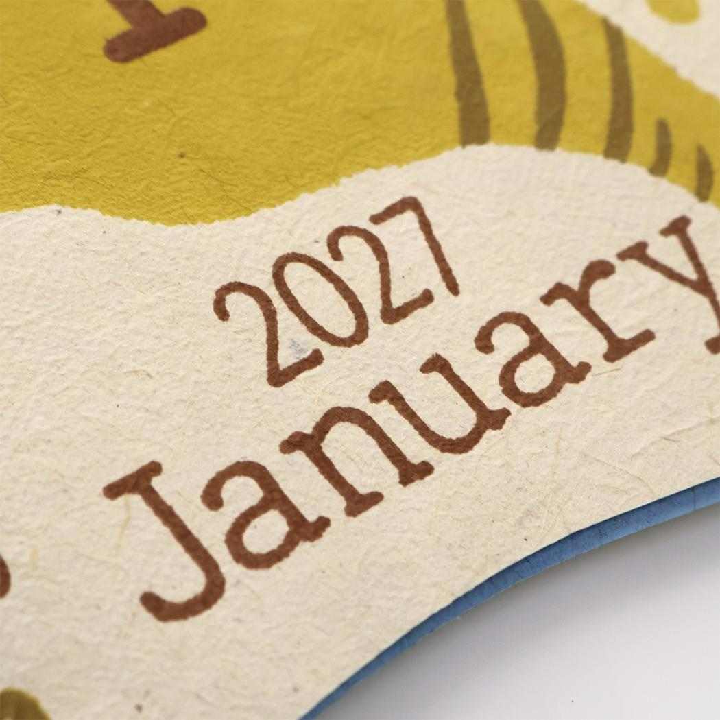 2027Calendar シェイプカレンダー フライングキャット 壁掛けカレンダー2027年 令和9年暦 トモコーポレーション