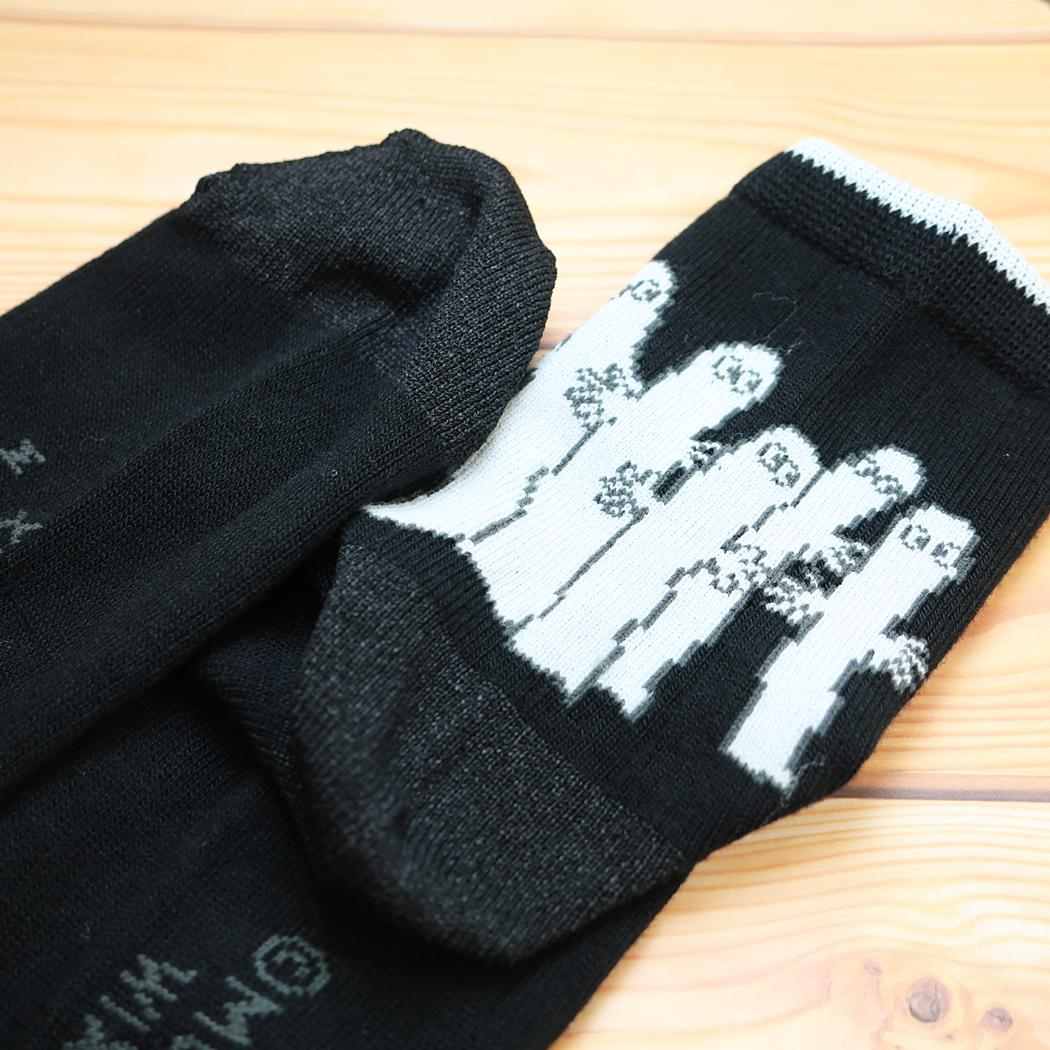 ムーミン 靴下 ロークルー 二面紙 ニョロニョロ バック柄 ブラック 北欧 ウイックス