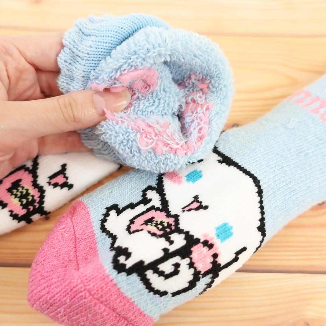 サンリオキャラクターズ キッズ 子供用防寒靴下 履くホカロン ロークルー 総パイル ソックス 15-20cm シナモロール Sanrio ウイックス