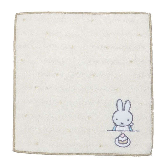 ミッフィー キラキライニシャルミニタオル ハンドタオル miffy ディックブルーナ 絵本キャラクター